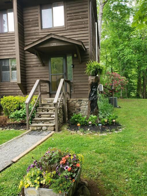 매기 벨리 J.Creek Retreat, Creekside Townhouse +1 Car Garage 빌라 외부 사진