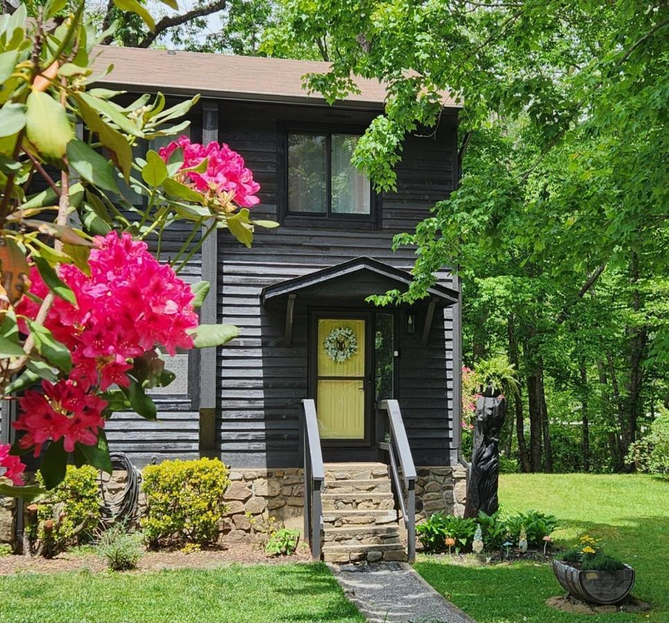 매기 벨리 J.Creek Retreat, Creekside Townhouse +1 Car Garage 빌라 외부 사진